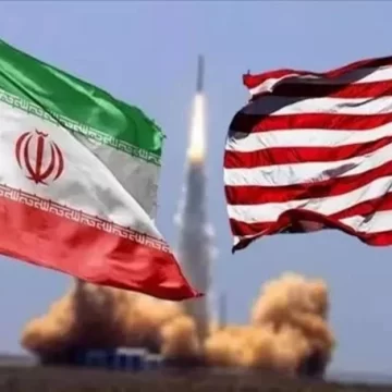 US and Iran exchange strikes and accuse each other of violating ceasefire US and Iran exchange strikes and accuse each other of violating ceasefire