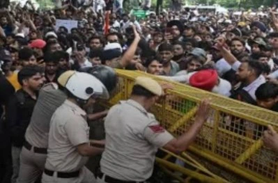 Delhi Police system to over 2,800 criminals present at protest uses facial recognition Delhi Police system to over 2,800 criminals present at protest uses facial recognition