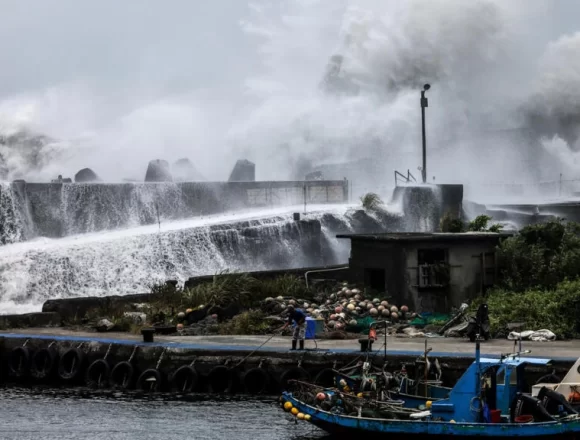 China evacuates two million people as powerful typhoon makes landfall China evacuates two million people as powerful typhoon makes landfall