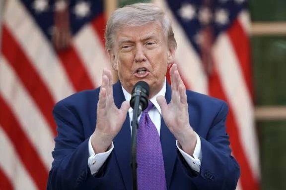 US launches fresh strikes on Iran as Trump warns Tehran To behave’ US launches fresh strikes on Iran as Trump warns Tehran To behave’