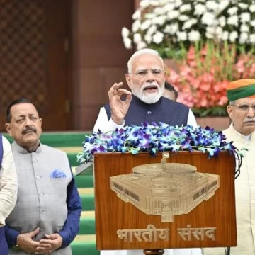 PM Modi urges constructive Monsoon Seassion Of The  parliament