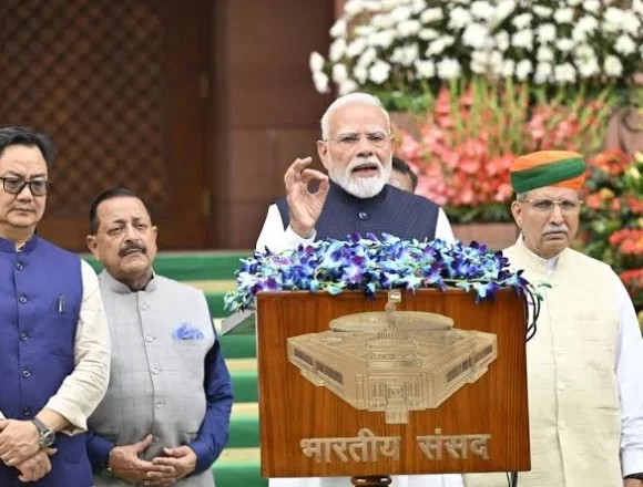 PM Modi urges constructive Monsoon Seassion Of The  parliament