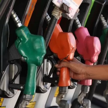 Oil prices hit $100 for the first time since May