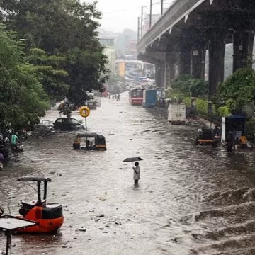 IMD Issues Flash Flood Warning for Mumbai, Pune, Thane IMD Issues Flash Flood Warning for Mumbai, Pune, Thane