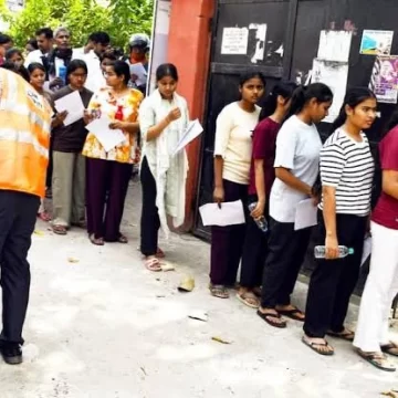 Centre sacks 47 NTA officials, plans major overhaul to strengthen examination system Centre sacks 47 NTA officials, plans major overhaul to strengthen examination system