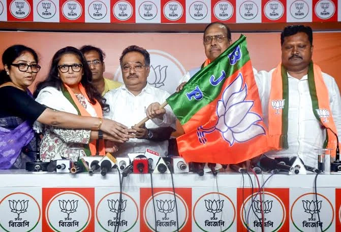 Three ex-TMC MPs join BJP: Named Candidates Ofr RS Bypoll Three ex-TMC MPs join BJP: Named Candidates Ofr RS Bypoll