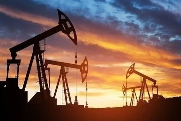 Russia seeks more petrol from India after strikes cripple oil refineries Russia seeks more petrol from India after strikes cripple oil refineries