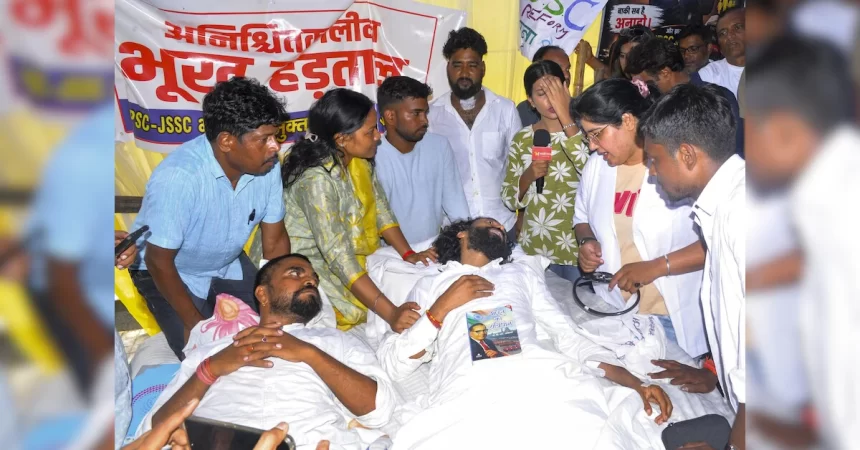 Jharkhand exam stir enters Day 19, students vow to intensify agitation Jharkhand exam stir enters Day 19, students vow to intensify agitation