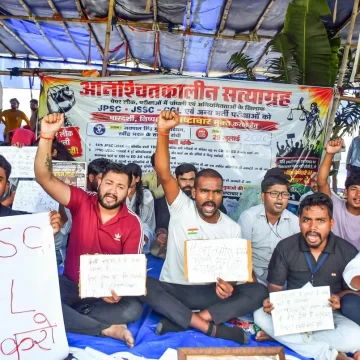Students’ protest in Ranchi against alleged irregularities in JPSC and JSSC examinations intensifies Students’ protest in Ranchi against alleged irregularities in JPSC and JSSC examinations intensifies