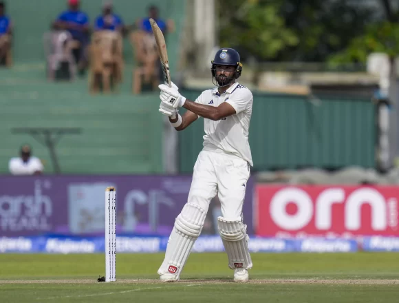 1st Test Day 2: IND (460/9) at stumps. Kuldeep frustrates Sri Lanka 1st Test Day 2: IND (460/9) at stumps. Kuldeep frustrates Sri Lanka