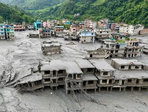 Death toll in Nepal flash flood rises to 794, while more than 2,500 people still missing