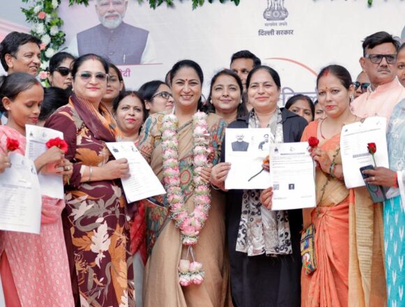 Delhi CM launches Lakshmi Yojna portal Delhi CM launches Lakshmi Yojna portal
