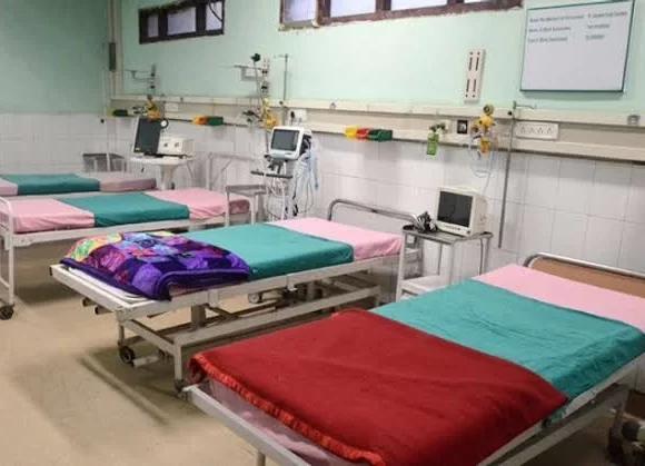 Delhi govt hospitals to get 400 new critical care beds