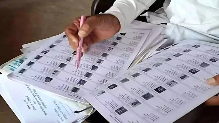 ECI revises SIR timeline in Delhi; final roll to be published on October 27 ECI revises SIR timeline in Delhi; final roll to be published on October 27