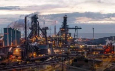 Oil prices up 1% following US strike on Iranian launch sites