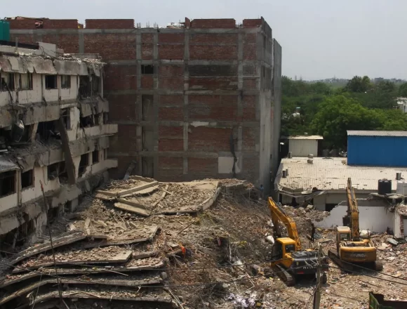 MCD revives its crackdown on illegal buildings in Delhi MCD revives its crackdown on illegal buildings in Delhi