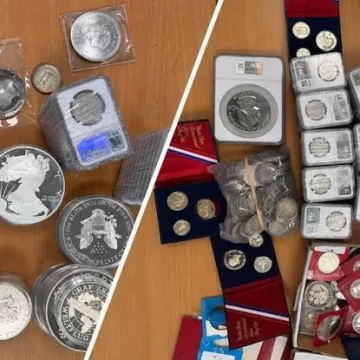 Customs seize 484 silver coins and one gold coin at Delhi airport Customs seize 484 silver coins and one gold coin at Delhi airport