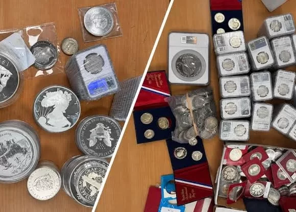 Customs seize 484 silver coins and one gold coin at Delhi airport Customs seize 484 silver coins and one gold coin at Delhi airport