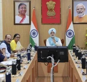 CM Rekha Gupta orders sealing of buildings with unauthorised fifth floors CM Rekha Gupta orders sealing of buildings with unauthorised fifth floors