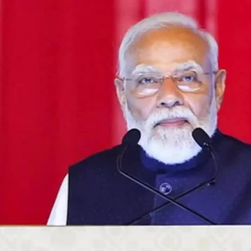 PM Modi to Lay Foundation stones for projects worth ₹35,000 crore in Gujarat PM Modi to Lay Foundation stones for projects worth ₹35,000 crore in Gujarat