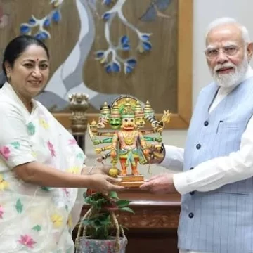Delhi CM Rekha Gupta calls on PM Modi, highlights Delhi govt’s development initiatives Delhi CM Rekha Gupta calls on PM Modi, highlights Delhi govt’s development initiatives