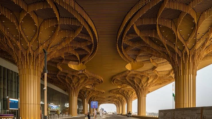 Adani Airport Holdings Secures $1 Bn Investment From Global Funds Adani Airport Holdings Secures $1 Bn Investment From Global Funds