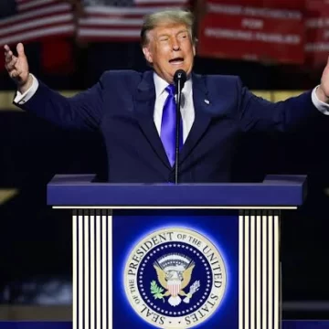 Trump Promises $5,000 To Every Adult American If Republicans Retain Congress Trump Promises $5,000 To Every Adult American If Republicans Retain Congress