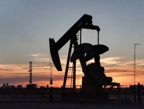 Crude Oil Prices Jump 3% After Fresh Strikes On Strait of Hormuz; Brent Above $107 A Barrel Crude Oil Prices Jump 3% After Fresh Strikes On Strait of Hormuz; Brent Above $107 A Barrel