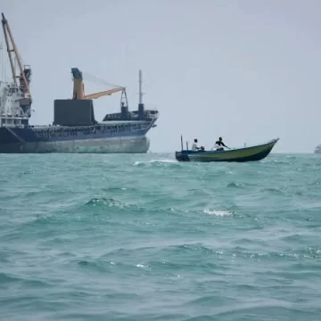 Yemen Fighting Escalates: Iranian Ship’Attacked’Near Strait of Hormuz Yemen Fighting Escalates: Iranian Ship’Attacked’Near Strait of Hormuz