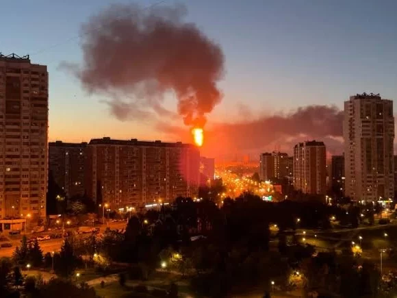 Ukraine fires over 1,000 drones at Russia, including ‘largest ever’ attack on Moscow Ukraine fires over 1,000 drones at Russia, including ‘largest ever’ attack on Moscow