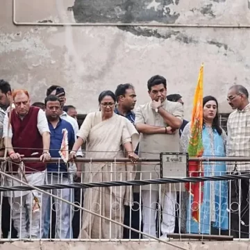 Delhi CM orders magisterial inquiry into Satya Niketan building collapse Delhi CM orders magisterial inquiry into Satya Niketan building collapse