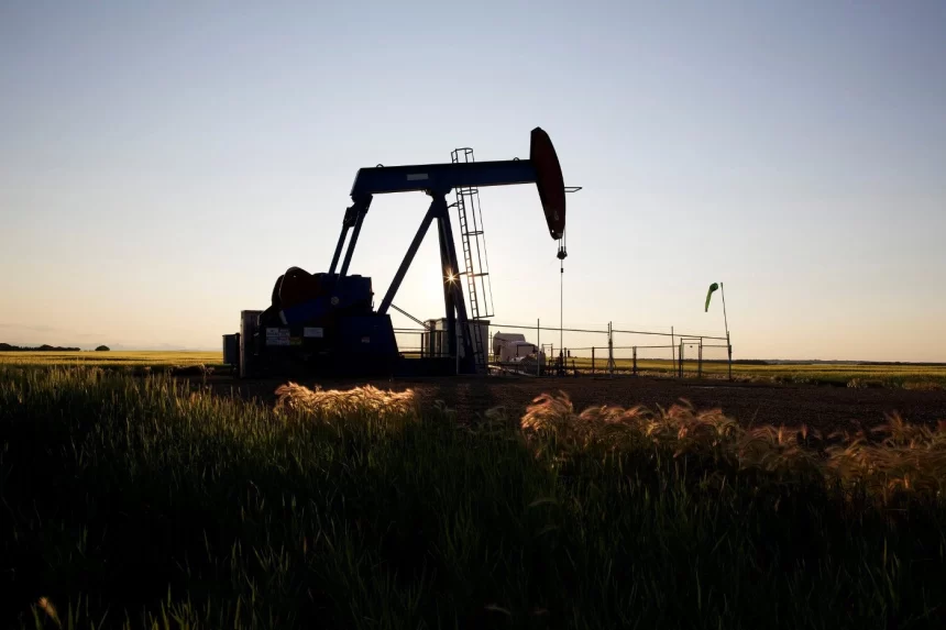 Oil slips as Middle East crude exports rise, G7 to release stocks