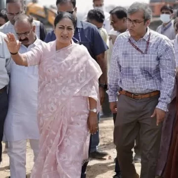 CM Rekha Gupta lays foundation of waste processing, biogas plant; inspects Okhla landfill CM Rekha Gupta lays foundation of waste processing, biogas plant; inspects Okhla landfill