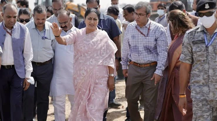 CM Rekha Gupta lays foundation of waste processing, biogas plant; inspects Okhla landfill CM Rekha Gupta lays foundation of waste processing, biogas plant; inspects Okhla landfill