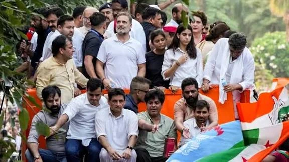 1 Mn People, 20k Vehicles And Gridlock: Traders’ Note To Rahul Gandhi
